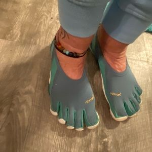 Vibram five finger shoes size 38 euro